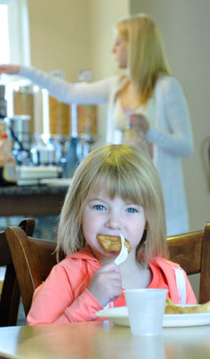 waffle-breakfast-room